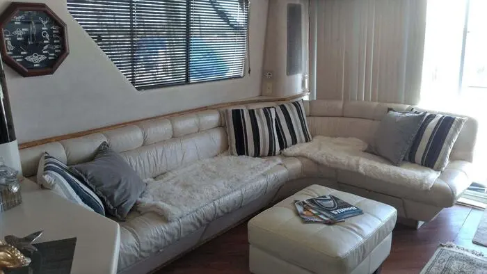 Salon lounge seating aboard GITSOMRAYS
